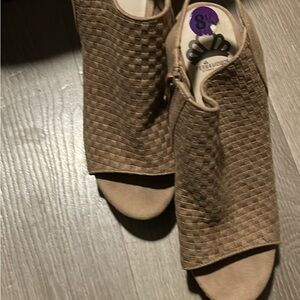 Peep Toe Woven Brown Sandals